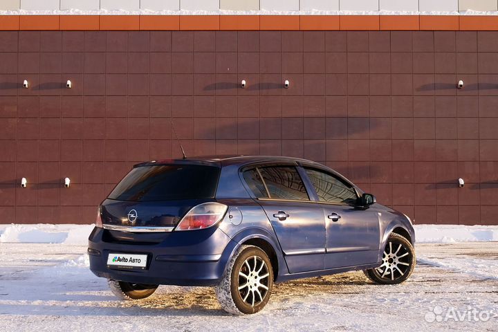 Opel Astra 1.8 МТ, 2008, 281 000 км