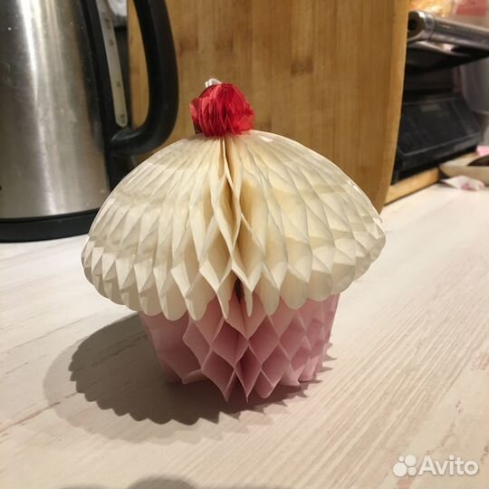 Бумажный декор для вечеринки