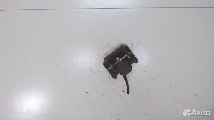 Суппорт Toyota Corolla E12, 2006