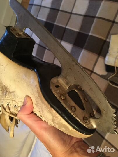 Коньки фигурные чешские