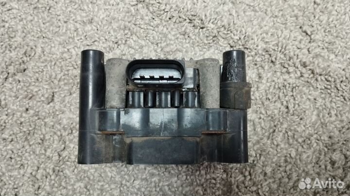 Катушка зажигания Volkswagen Golf 4 2.0 бензин APK