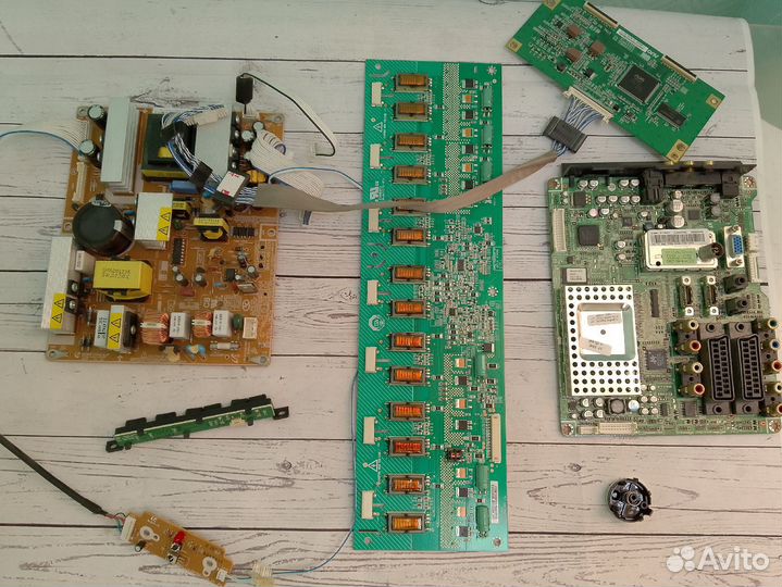 BN44-00191A / t315xw02 и 4H.V0708.661 /A V070-W04