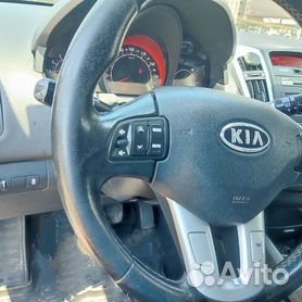 Установка круиз-контроля Kia Cee'd в Санкт-Петербурге | АксессАвто - дооснащение и тюнинг авто