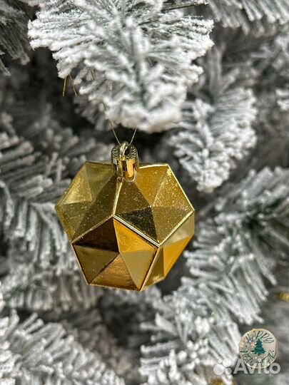 Ёлка снежная Сибирская