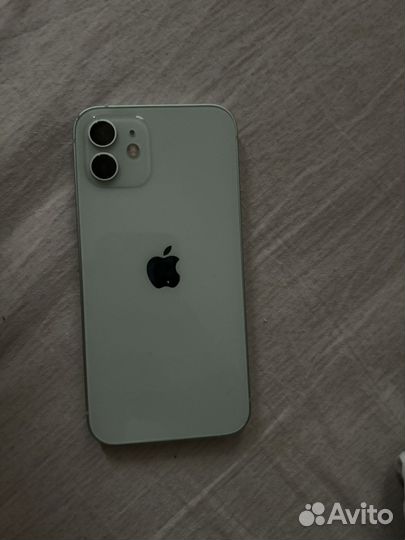 iPhone 12, 64 ГБ