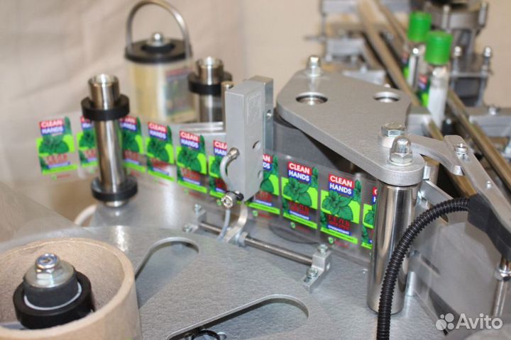 Этикетировочное оборудование. 2 этикетки