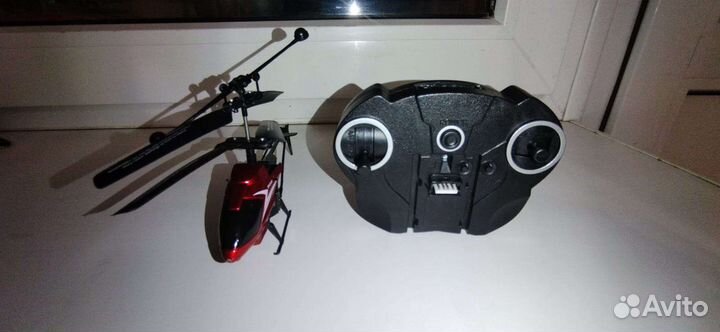 Радиоуправляемый вертолет