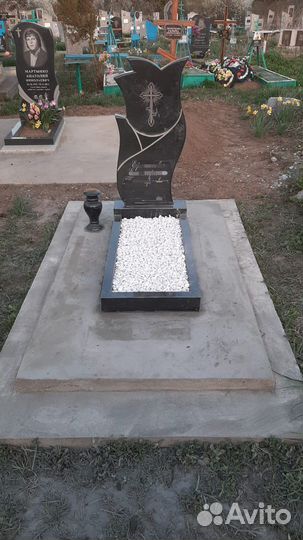 Памятники оградки плитка вазы