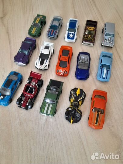 Машинки Hot Wheels
