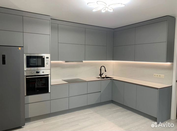 Кухонный гарнитур