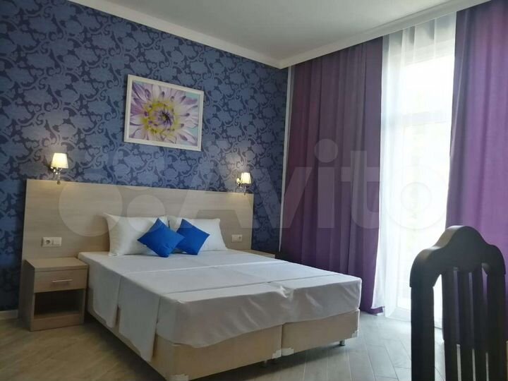 Комната 20 м² в 5-к., 1/3 эт.