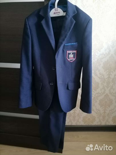 Школьный костюм