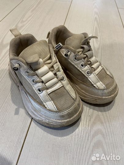 Сандалии для девочки