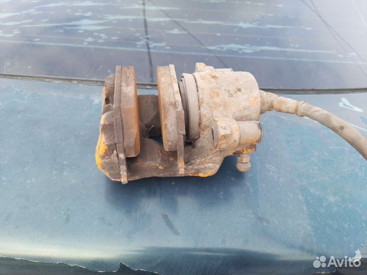 Суппорт шкода октавия тур передний