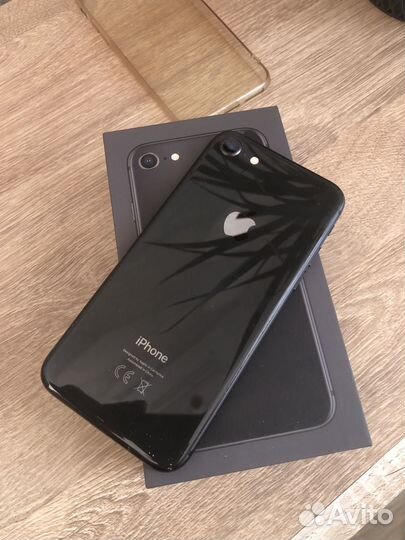 iPhone 8, 256 ГБ