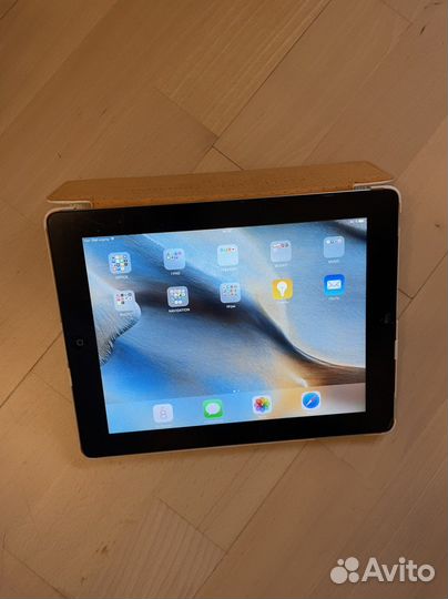 iPad 3 64Gb Wi-Fi 4G Серебряный (md368zp/A)