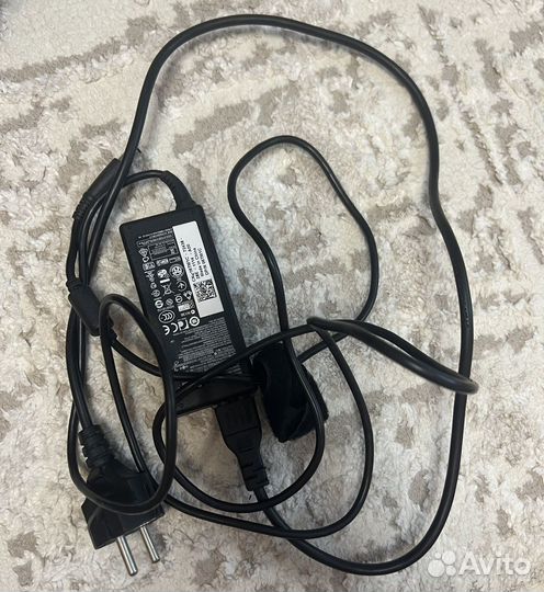 Dell inspiron 3520