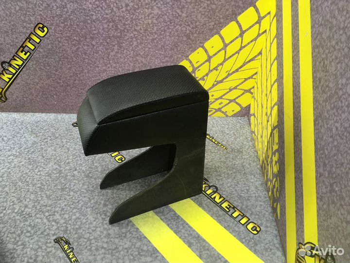 Подлокотник Лада Ларгус