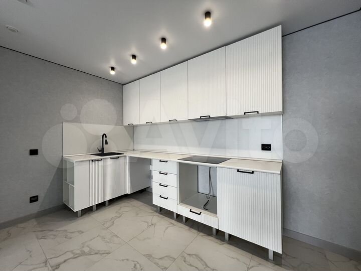 3-к. квартира, 72 м², 14/17 эт.