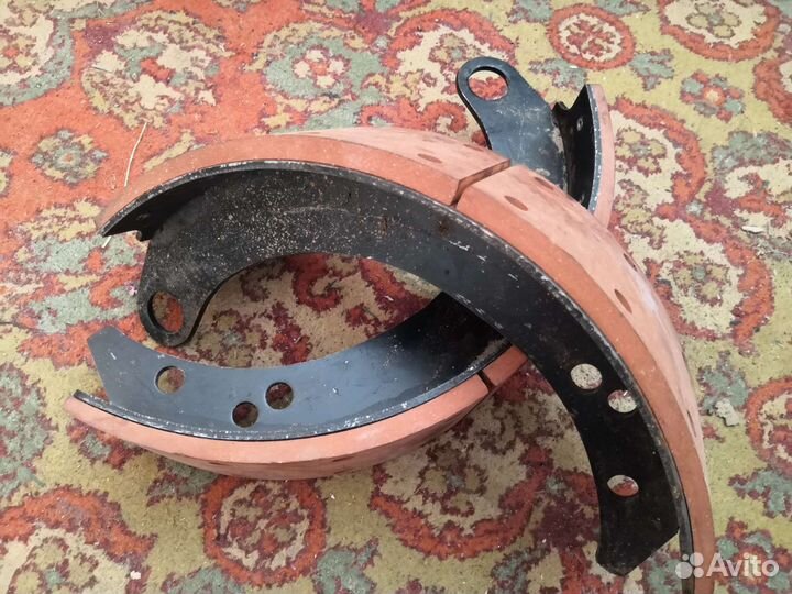 Тормозные колодки на Газ 3309