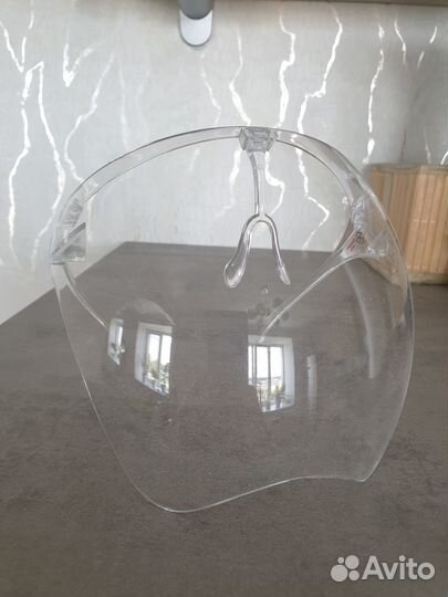 Защитный экран для маникюра и педикюра