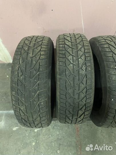 Tigar Ice 215/65 R17 103T