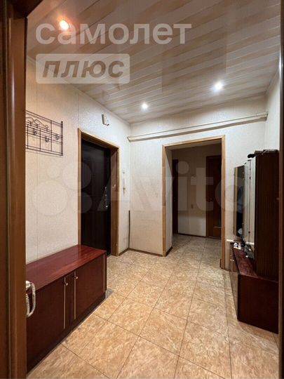 2-к. квартира, 51 м², 2/9 эт.