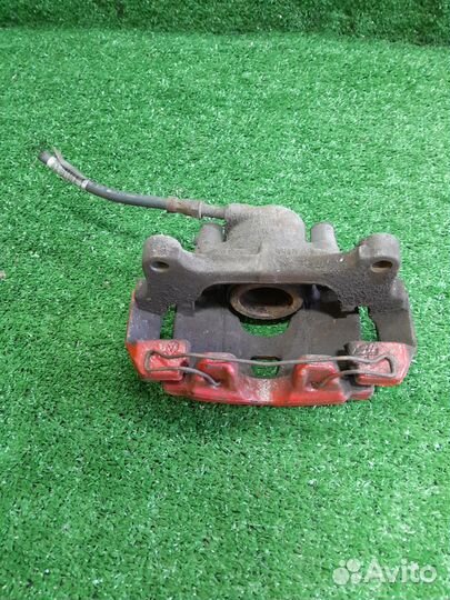 Суппорт передний правый ауди a4b8