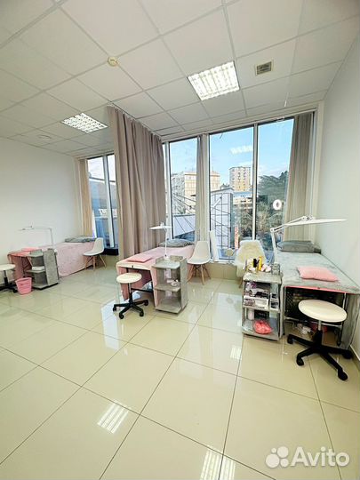 Аренда места кушетки лэшмейкера место Бровиста