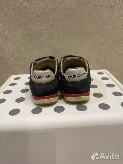 Кроссовки детские