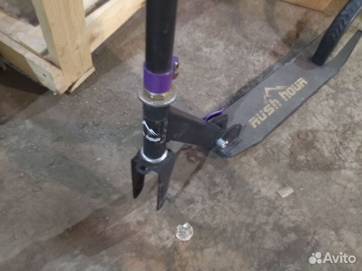 Самокат rush hour 200