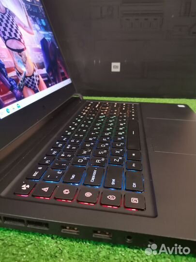 Игровой ноутбук Xiaomi i7 3,8Ггц/GTX 1060 6Гб/ssd