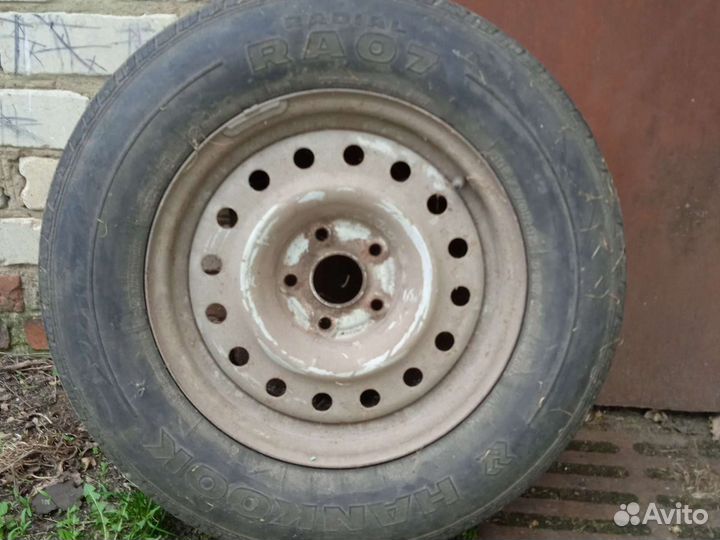 Hankook Radial RA07 215/70 R15 98T