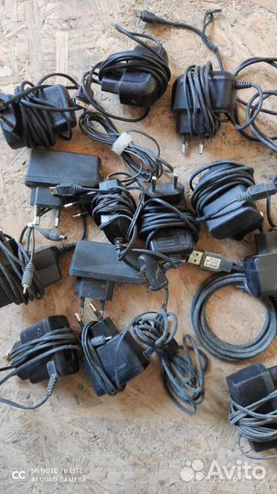 Зарядное устройство