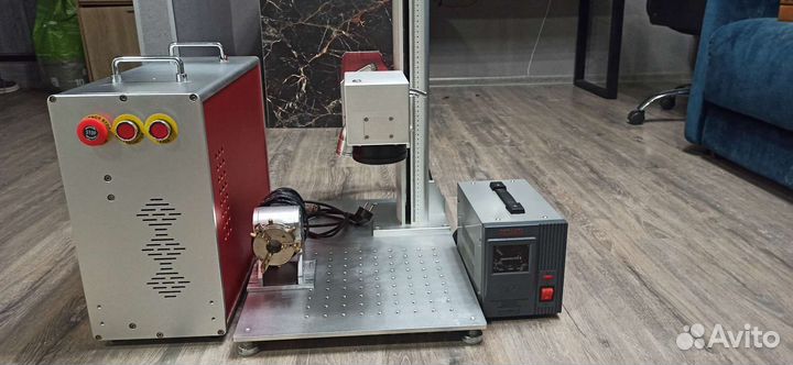 Лазерный гравировальный станок