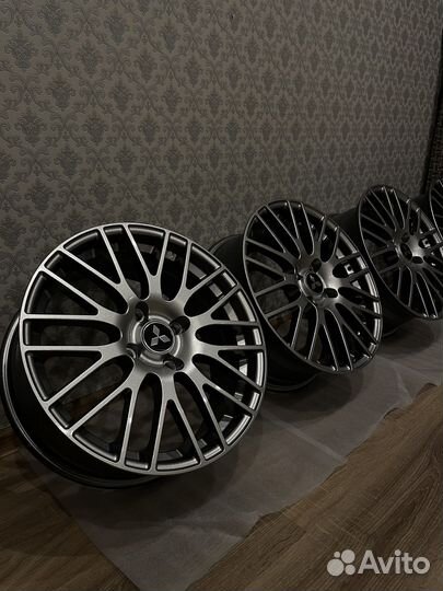 Продам колеса диски mitsubishi