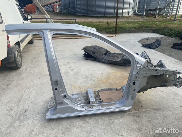 Правый лонжерон Хендай Гетц стойка порог