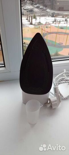 Новый Утюг home element HE- IR210