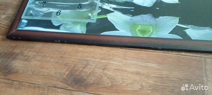 Картина с часами