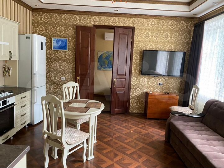 2-к. квартира, 50 м², 1/1 эт.