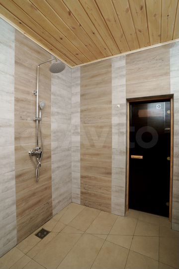 Дом 160 м² на участке 10 сот.