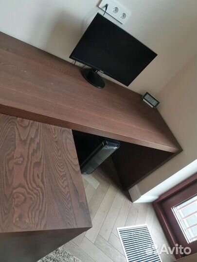 Компьютерный стол IKEA