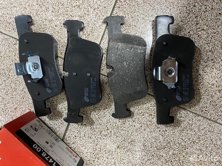 Колодки тормозные передние BMW 3 F30