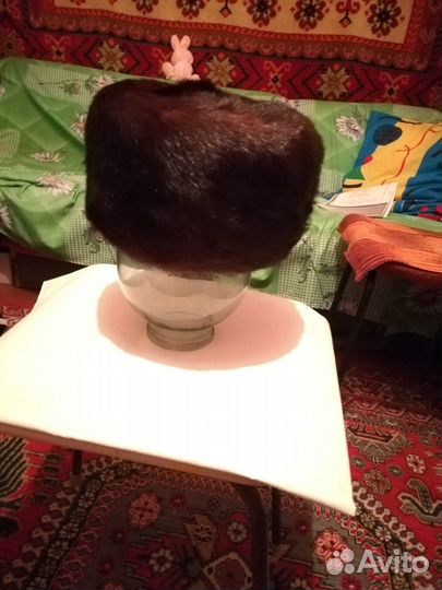 Норковая и меховая шапки для женщин