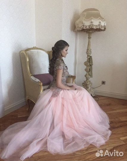 Вечернее платье