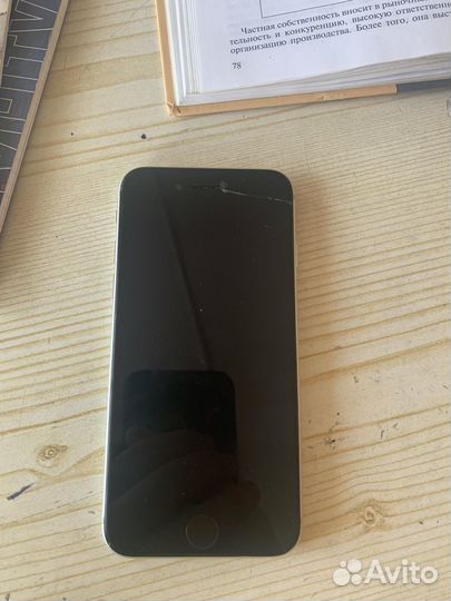 iPhone SE (2020), 64 ГБ