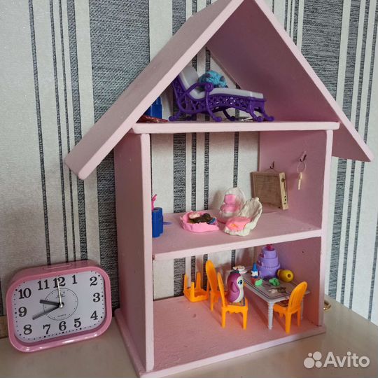 Домик кукольный