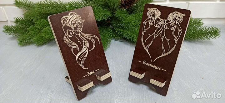 Подставка для телефона из дерева