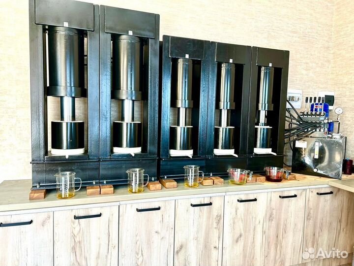 Конопляное масло сыродавленное, холодного отжима