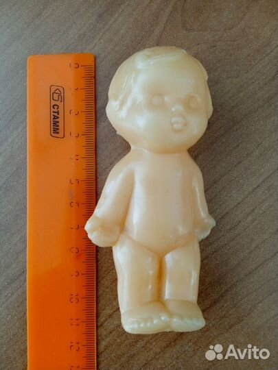 Игрушки из пластика